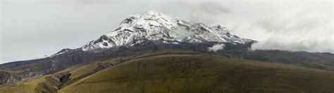 Chimborazo Mountain Photo by | 8:47 am 2 Oct 2016