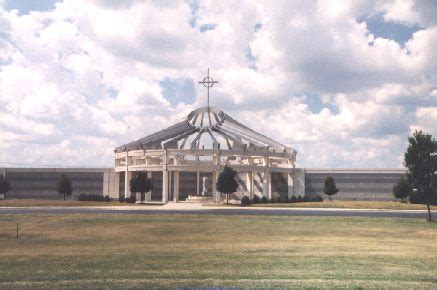 Holy Sepulchre Catholic Cemetery: Mausoleum of the Archangels