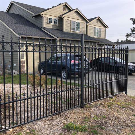 3 Types of Metal Fencing For Your Home | ALEKO