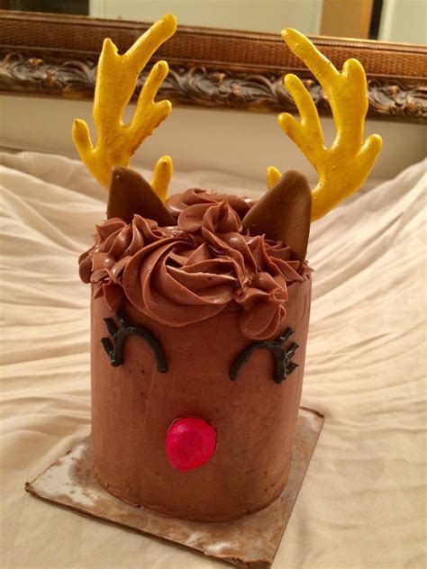 Reindeer Cake - CakeCentral.com