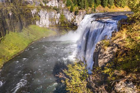 Exploring Mesa Falls in Eastern Idaho - It Started Outdoors