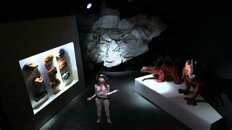 HOLOGRAM TOUR OF THE HMNS - YouTube