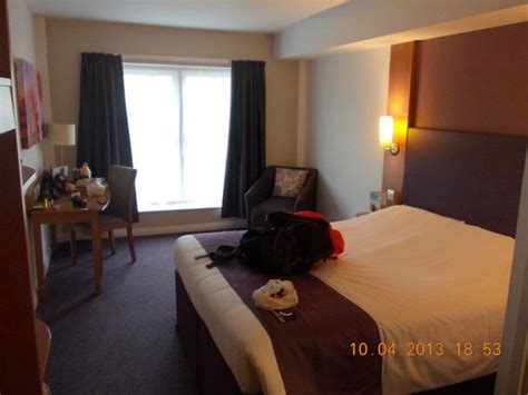 My room - Picture of Premier Inn Huddersfield Central, Huddersfield - TripAdvisor