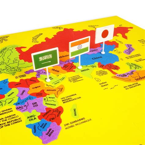 Geokraft World Map Puzzle with flags and capitals-Country shaped Pieces ...