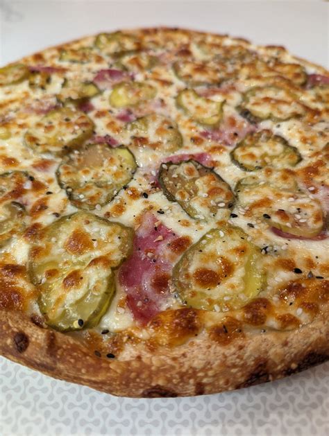 Aver's Gourmet PizzaAver's Gourmet Pizza | Home of Bloomington’s ...