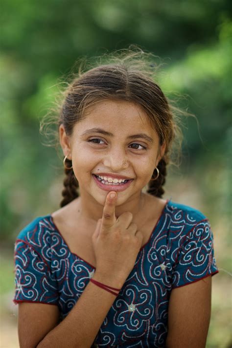 Cute Indian little Girl in a village next to Buhj, Gujarat, India | Beautiful girl face ...