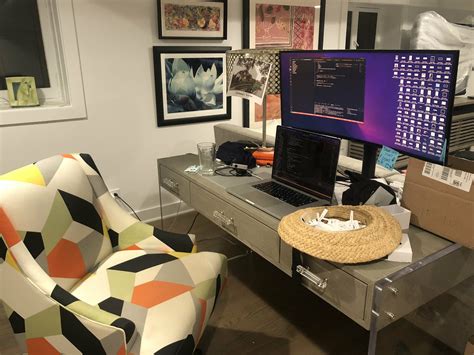 Dashiell Bark-Huss' cozy setup for running a startup and hacking on lucid dreams in Chicago, IL ...