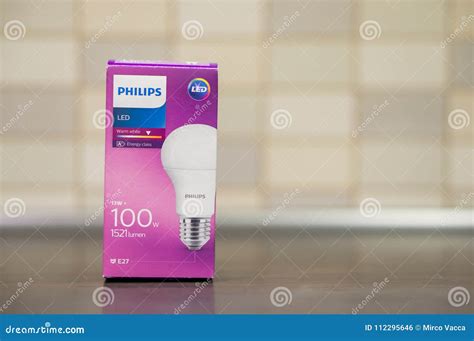Philips light bulb editorial photo. Image of philips - 112295646