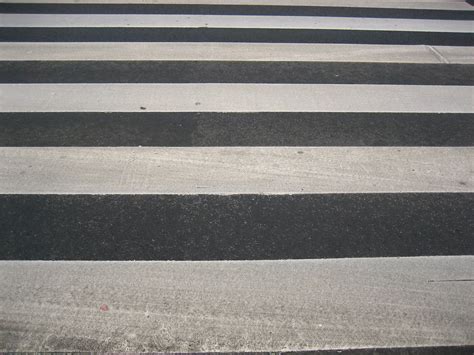 pedestrian crossing/crosswalk | Fußgängerüberweg, Schutzweg,… | Flickr