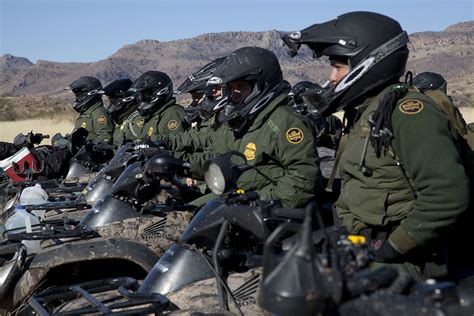 US Border Patrol agents made record number of arrests in October ...