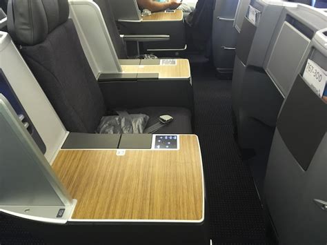 Review: American Airlines 767 Business Class (JFK-MIA)