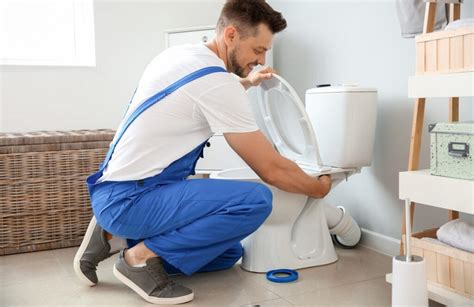 5 Common Reasons Why You May Need A Plumber For A Toilet Repair | Ctrecord.com