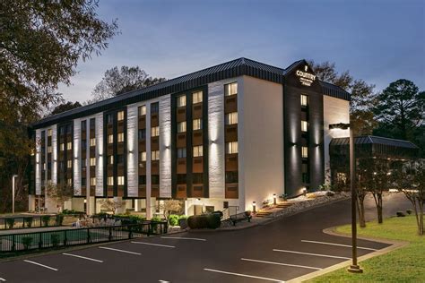 COUNTRY INN & SUITES BY RADISSON, WILLIAMSBURG EAST (BUSCH GARDENS), VA $90 ($̶1̶5̶5̶) - Updated ...