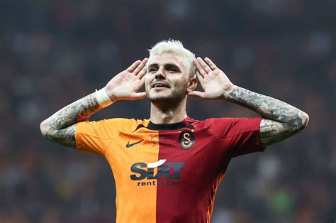 Icardi double guides Galatasaray to key derby win over Beşiktaş | Daily Sabah