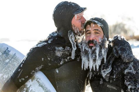 Frozen lake michigan waves 248519-Frozen lake michigan waves