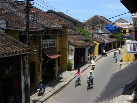 Hoi An Old Town Tourist Guide, Facts & History