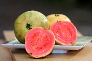 Nutritional facts and Health Benefits of Guava Fruit