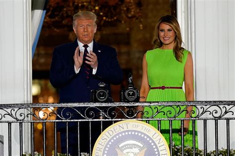 Twitter users give Melania Trump's RNC dress the green-screen treatment ...