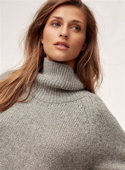 DAY OFF TURTLENECK SWEATER in 2020 | Sweaters, Turtle neck, Turtleneck sweater