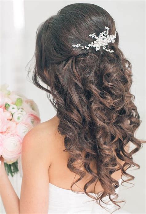 267 best images about Hairstyles for Communion | Peinados para Comunion on Pinterest | Flower ...