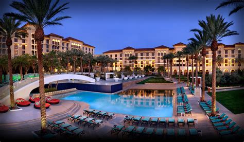 Las Vegas Hotel Pools - Best Swimming Pools - Green Valley Ranch