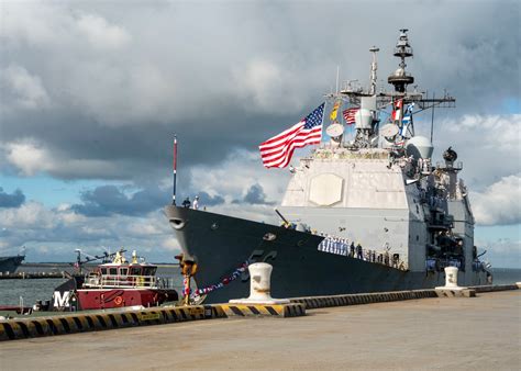 DVIDS - News - USS San Jacinto Returns Home from 9-Month Deployment