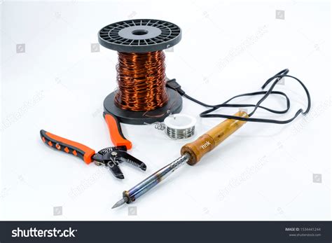 3,077 Soldering Copper Wires Images, Stock Photos, 3D objects ...