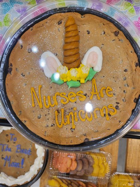 To make a nurse appreciation cake : r/therewasanattempt