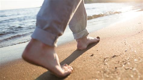 Why walking barefoot on the seashore (sand) is good for you! – Samudra ...