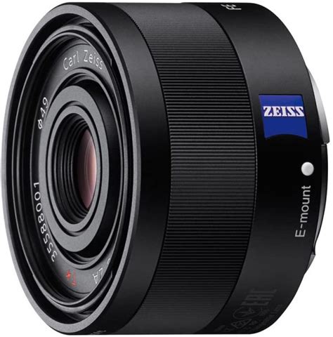 Best Vlogging Lenses for Sony A7III Camera | Reviews of 2023 - FocusOnLens.com