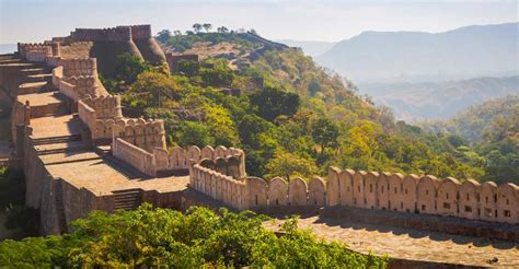 Majestic and regal, Kumbhalgarh Fort is India's 'Great Wall' | Travel ...