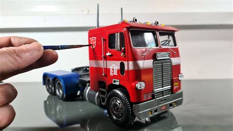 Optimus Prime Truck TRANSFORMERS / Model Car 1/25 AMT Freightliner build custom - YouTube