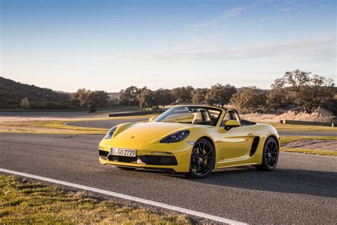 2018 Porsche 718 Boxster GTS Review - GTspirit