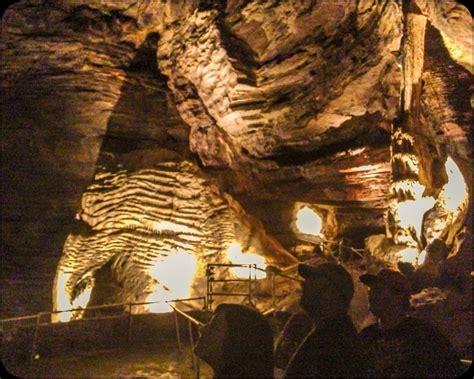 Explore Marvel Cave, Branson’s First Tourist Attraction : ByLanderSea ...