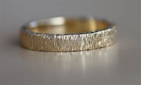 Textured Gold Wedding Band Hammered Yellow Gold K14 Wedding - Etsy