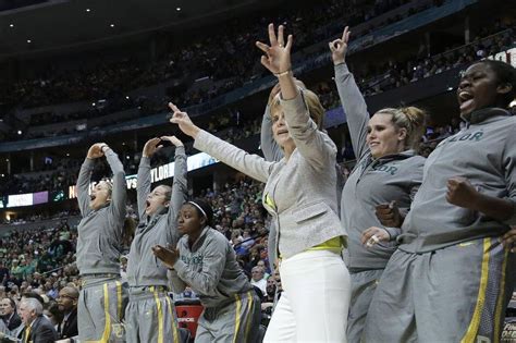 Baylor Lady Bears defeat Notre Dame Fighting Irish, 80-61, to win women ...