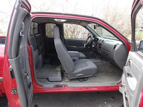 2004 Chevrolet Colorado - Interior Pictures - CarGurus