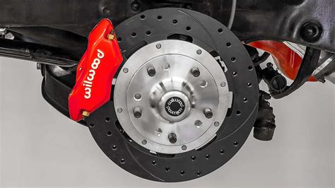 9 Common signs that your Brake Calipers are bad or stuck - Uchanics: Auto Repair