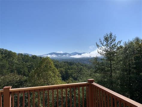 Top 10 Secluded Cabins Near Cades Cove, Tennessee - Updated 2024 | Trip101