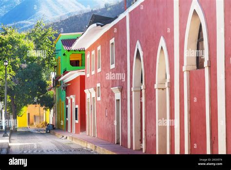 Colonial architecture in Mexico Stock Photo - Alamy