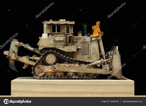 A scale model of armored bulldozer — Stock Photo © han.kang@qq.com #142255124