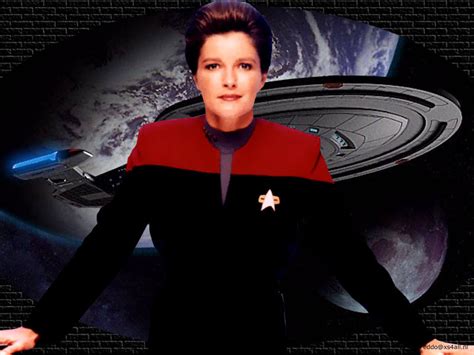 Voyager - Captain Janeway Wallpaper (17330567) - Fanpop