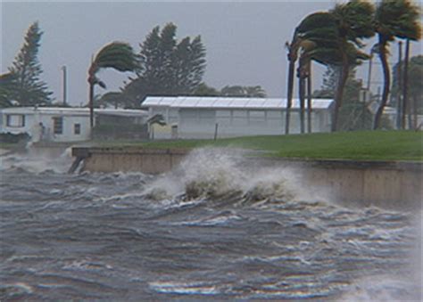 Hurricane Frances Video News Coverage - Photos, Radar,and Satellite Image