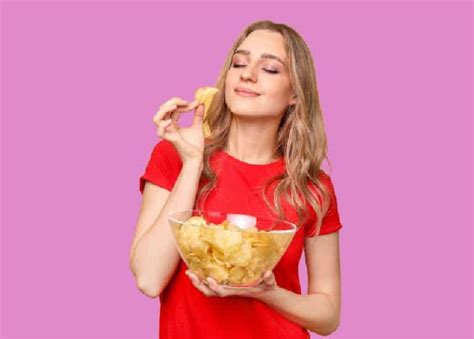 12 Of The Most DELICIOUS Vegan Chips In 2024