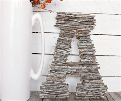 56 Rustic Twig Craft Ideas - FeltMagnet