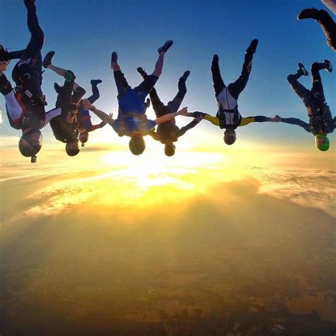 391 best images about Skydiving Adventure on Pinterest | Parachutes ...