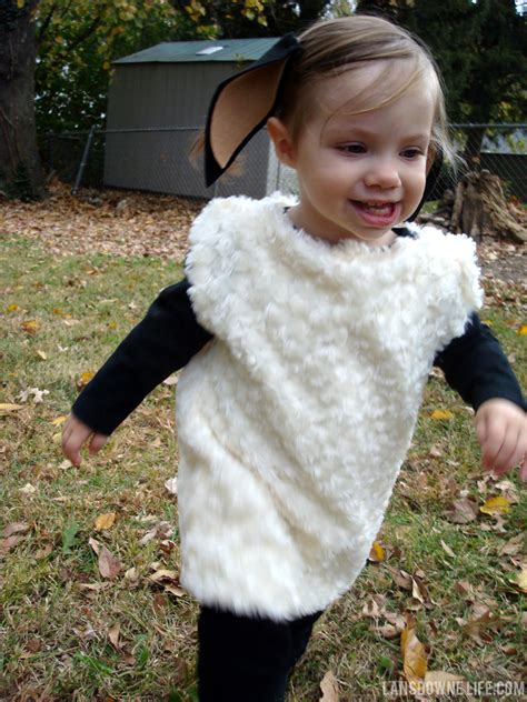 Halloween: DIY lamb costume - Lansdowne Life