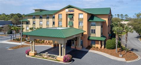 BIG completes sale of SC Holiday Inn Express & Suites - hotelbusiness.com