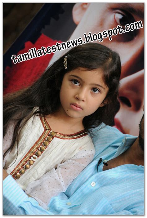 Latest Hot News: Deiva Thirumagal Cute Baby Sara images