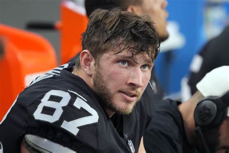 NFL tight end Foster Moreau says he has cancer – Metro US